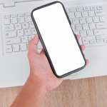 Tecnologia esquecida nos celulares ainda resiste em nichos estratégicos do mercado